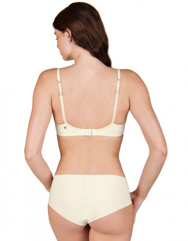 bella-20192+22174-creamback