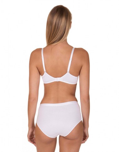 caroline-20178-white-back