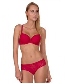 evelyn-lisca-red